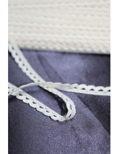 PUNTILLA CRUDO 0,5CM