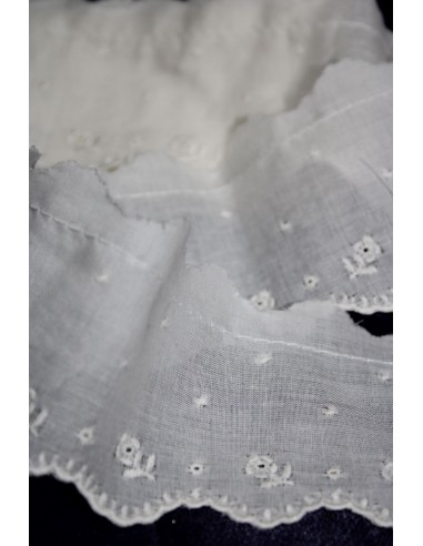 PUNTILLA BATISTA CRUDO 5,5CM