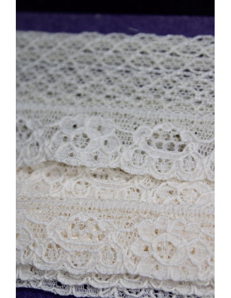 PUNTILLA DE ENCAJE CRUDO 2CM